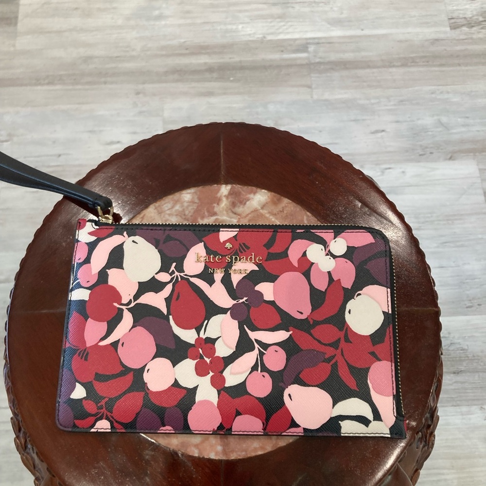 Pre-Loved Kate Spade New York Floral Saffiano Leather Wristlet - Picture 2 of 4